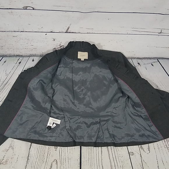 Vintage Ann Taylor Peplum Blazer - Picture 5 of 7